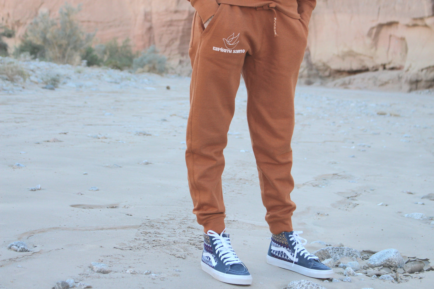 Espiritu Santo Joggers